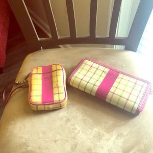 Vintage matching Coach wallet /wristlet